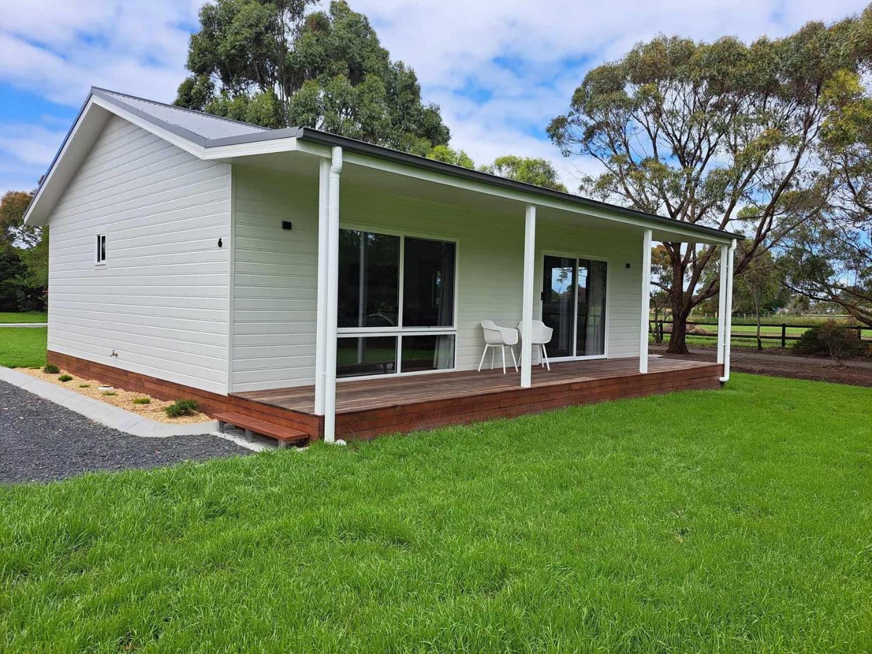 Prom Port Cottages-wilsons Prom,port Welshpool,whale Watching,fishing *