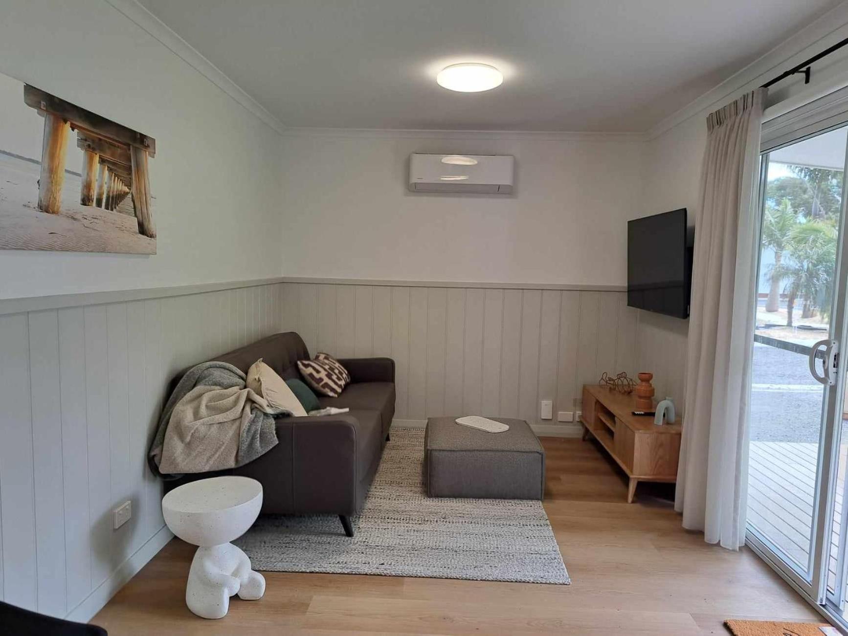 Apartment Prom Port Cottages-wilsons Prom,port Welshpool,whale Watching,fishing