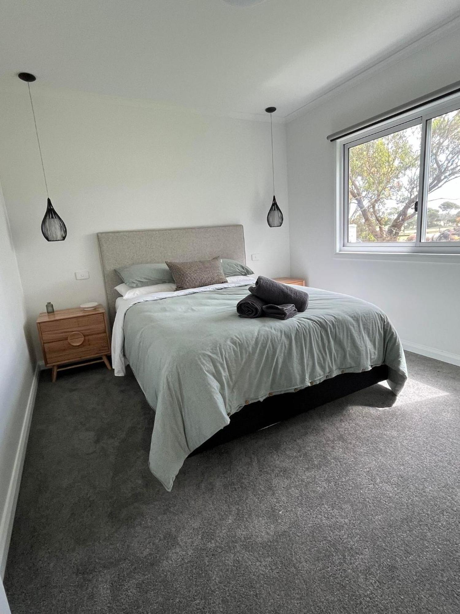 Prom Port Cottages-wilsons Prom,port Welshpool,whale Watching,fishing